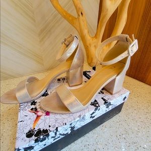 Chinese Laundry heels